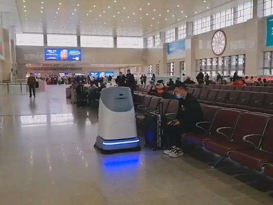 當高鐵站遇上坦力無人駕駛洗地車，奇跡發(fā)生了！