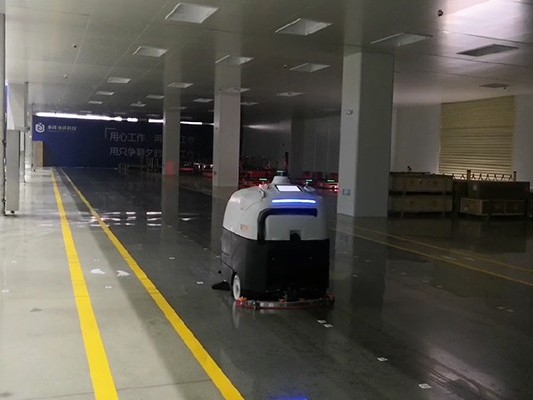 哪吒揮手告別銀幕，坦力工業(yè)智能清潔機(jī)器人續(xù)寫車間「清潔傳奇」